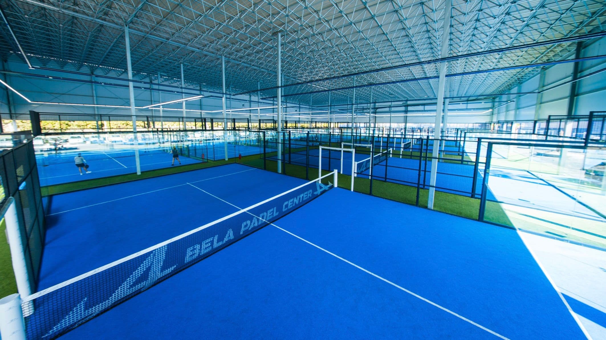 5 Giorni a Barcellona al Bela Padel Center con SPH e Weebora